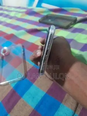 Apple iPhone X (Used)