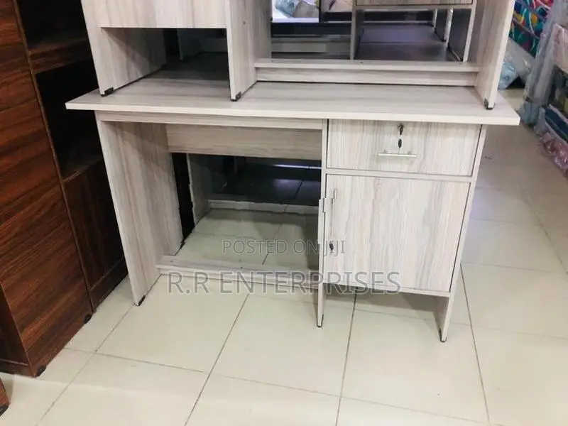 New 4*2 Ft Office Works Table