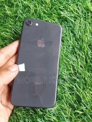 Apple iPhone 8 (Used)