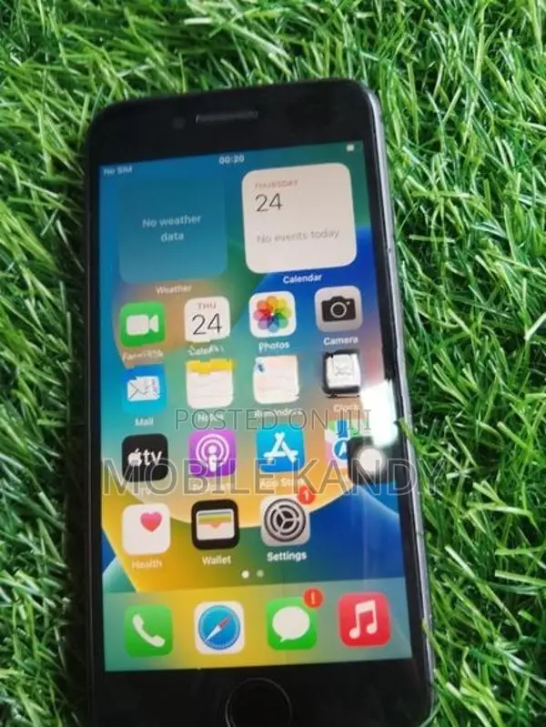 Apple iPhone 8 (Used)