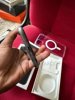 Apple iPhone 11 (Used)