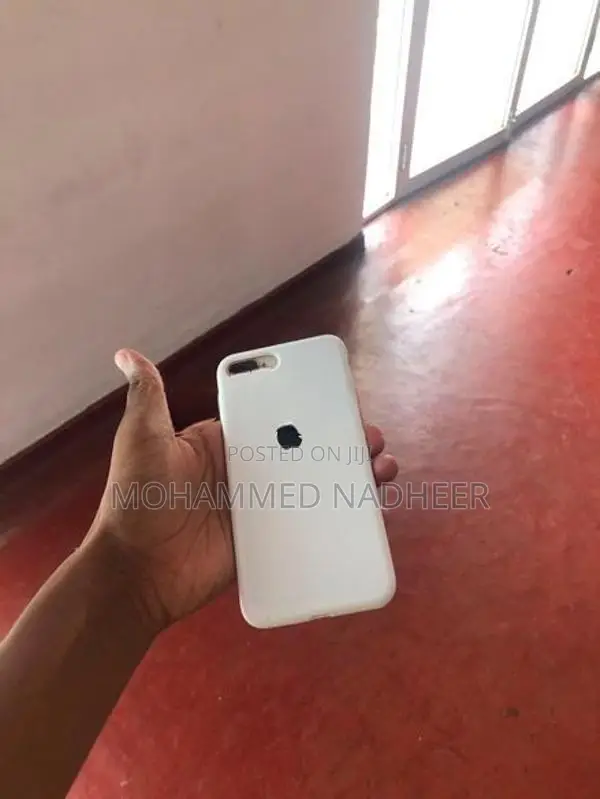 Apple iPhone 8 Plus (Used)