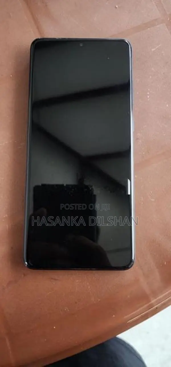 Samsung Galaxy S20+ (Used)