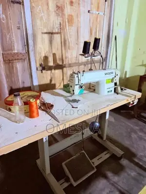 Sawing Machines with Overlockers