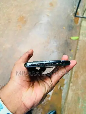 Apple iPhone 11 Pro Max (Used)