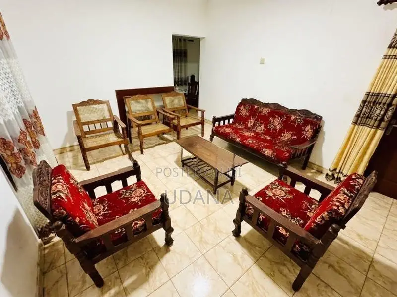 Settee Set