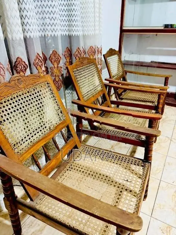Settee Set