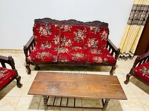 Settee Set