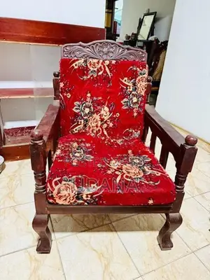 Settee Set