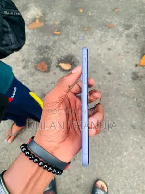 Apple iPhone 11 (Used)