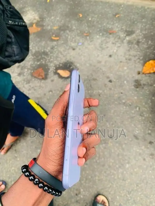 Apple iPhone 11 (Used)