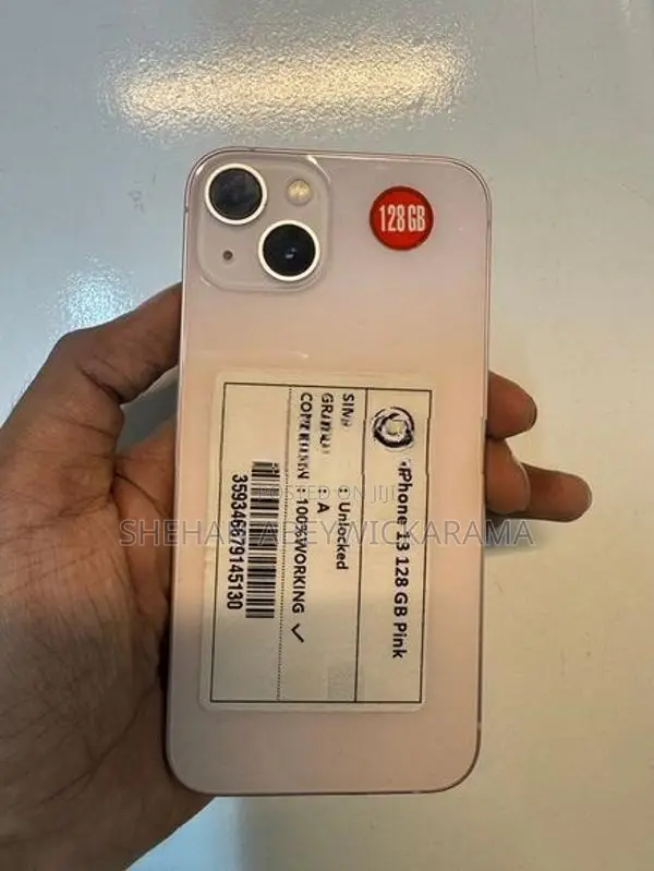 Apple iPhone 13 (Used)