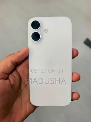Apple iPhone 16 (Used)