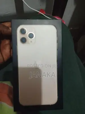 Apple iPhone 11 Pro (Used)