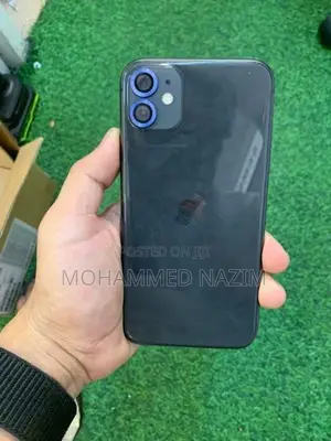 Apple iPhone 11 (Used)