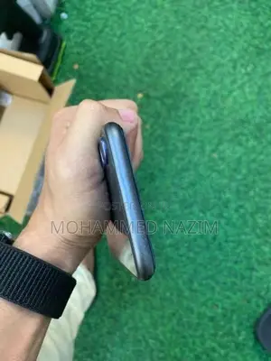 Apple iPhone 11 (Used)