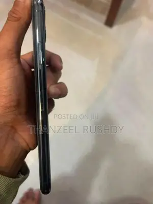 Apple iPhone 11 Pro Max (Used)