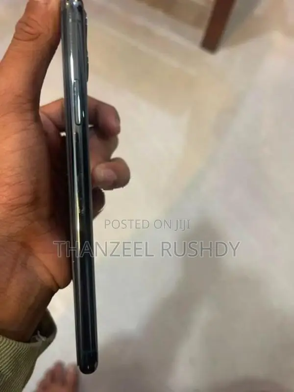 Apple iPhone 11 Pro Max (Used)