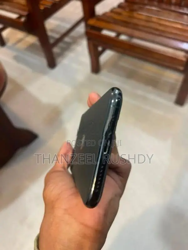Apple iPhone 11 Pro Max (Used)