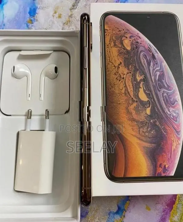 Apple iPhone XS Max (Used)