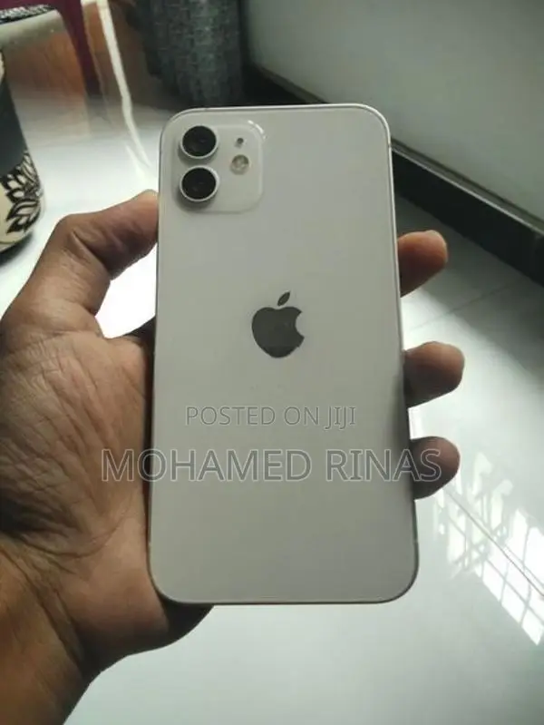 Apple iPhone 12 (Used)