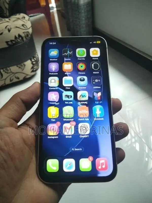 Apple iPhone 12 (Used)