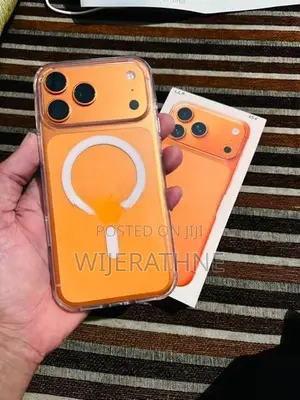 Apple iPhone 17 Pro Max 256GB Cosmic Orange (Used)