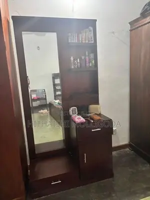 Mirror table