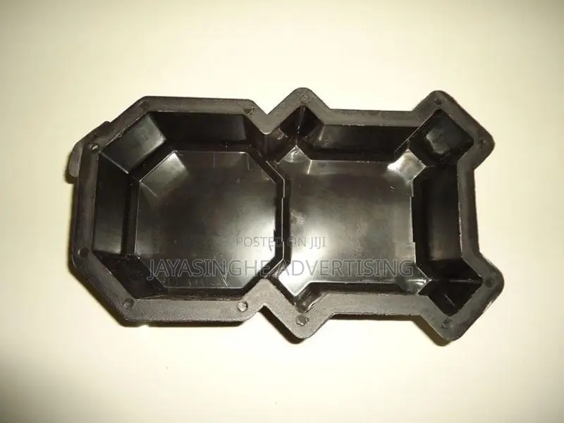 Interlock Mold