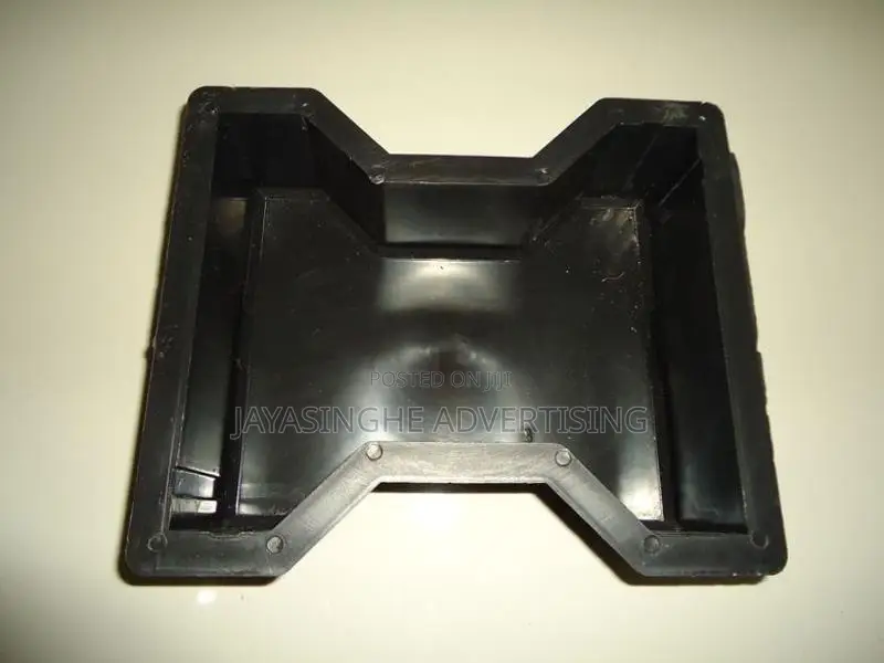 Interlock Mold