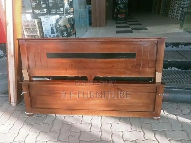 Teak box bed 6 by 5