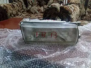 B13 Headlight for Car