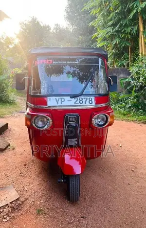 Bajaj RE 2011 Three Wheel (Used)