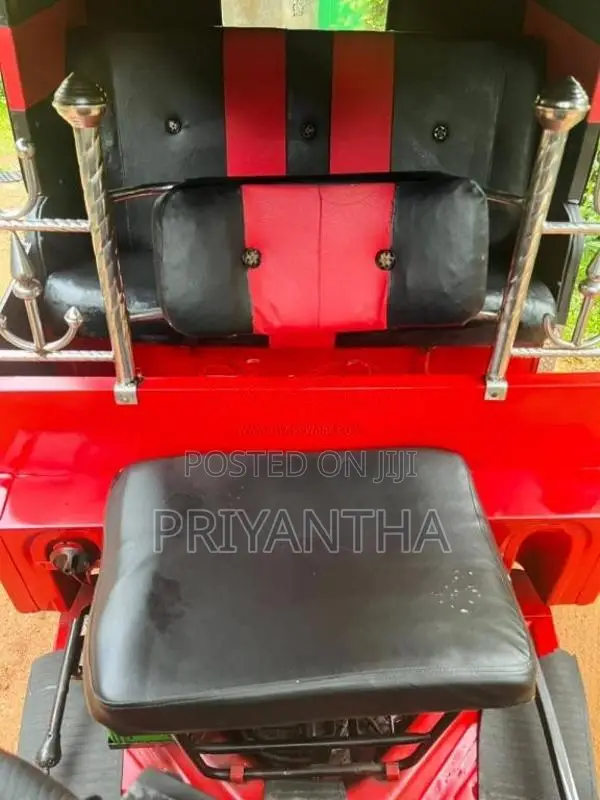 Bajaj RE 2011 Three Wheel (Used)