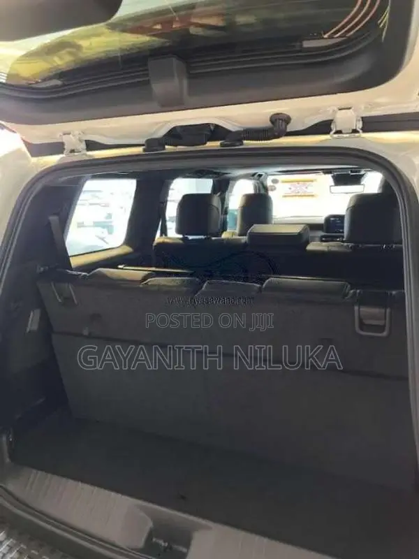 Toyota Land Cruiser 250 VX 2025 SUV Brand New