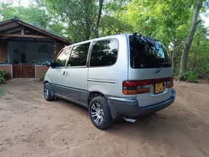 Nissan Serena VX GA 16 2000 Van (Used)