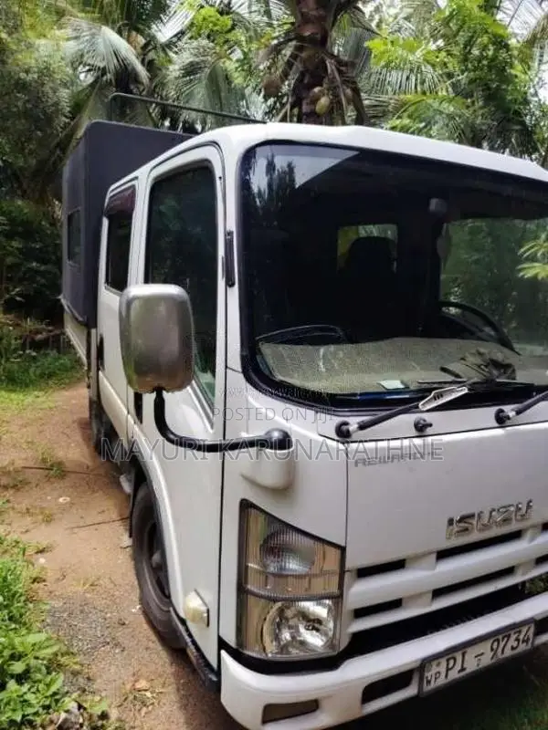 Isuzu Crewcab 2018 Crew Cab (Used)