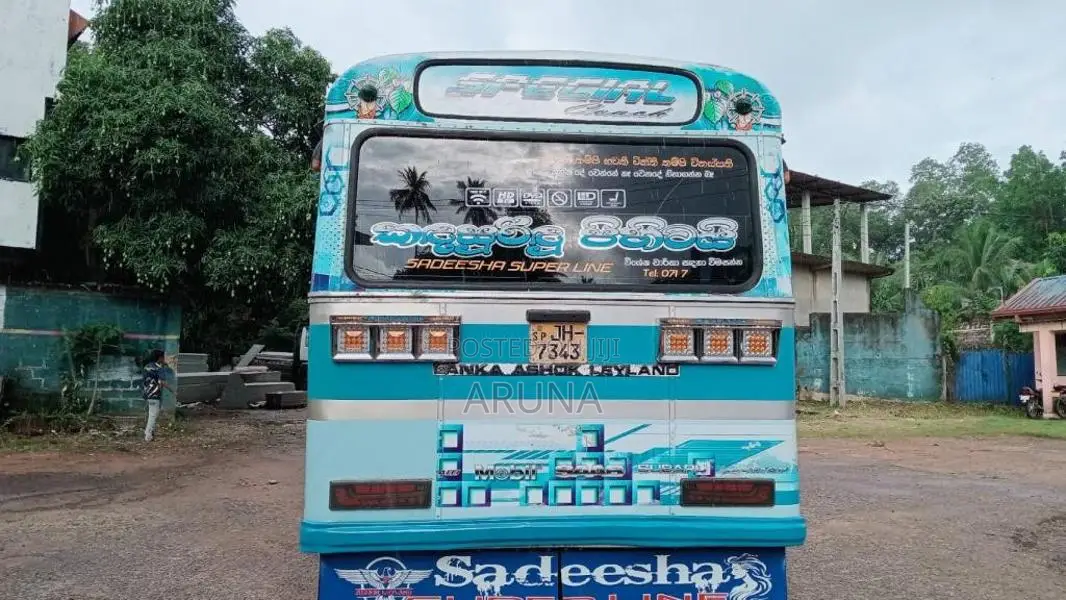 Ashok-Leyland Viking 2004 Bus (Used)
