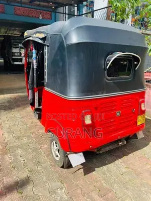 Bajaj 4 stroke 2014 Three Wheel (Used)