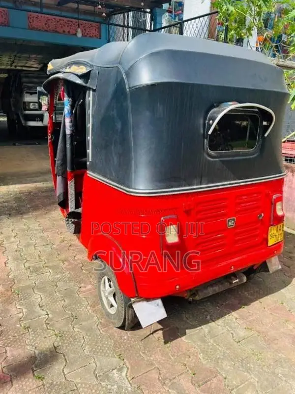 Bajaj 4 stroke 2014 Three Wheel (Used)