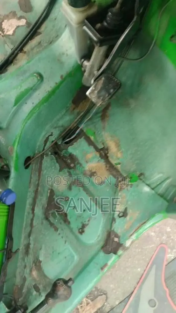 Bajaj 4 stroke 2012 Three Wheel (Used)