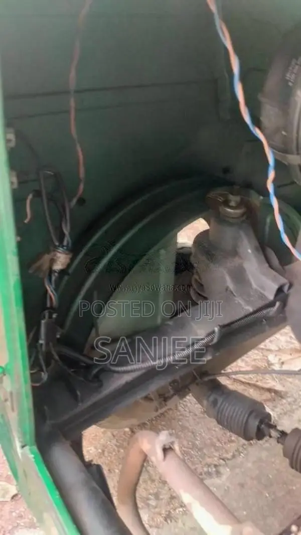 Bajaj 4 stroke 2012 Three Wheel (Used)