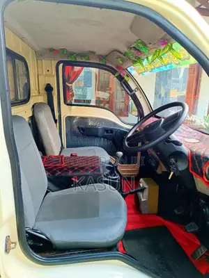 Tata Dimo Batta 2017 Lorry (Used)