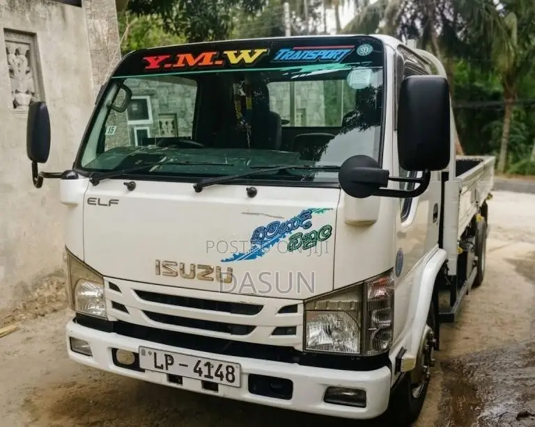 Isuzu ELF NKR85 2015 Lorry (Used)