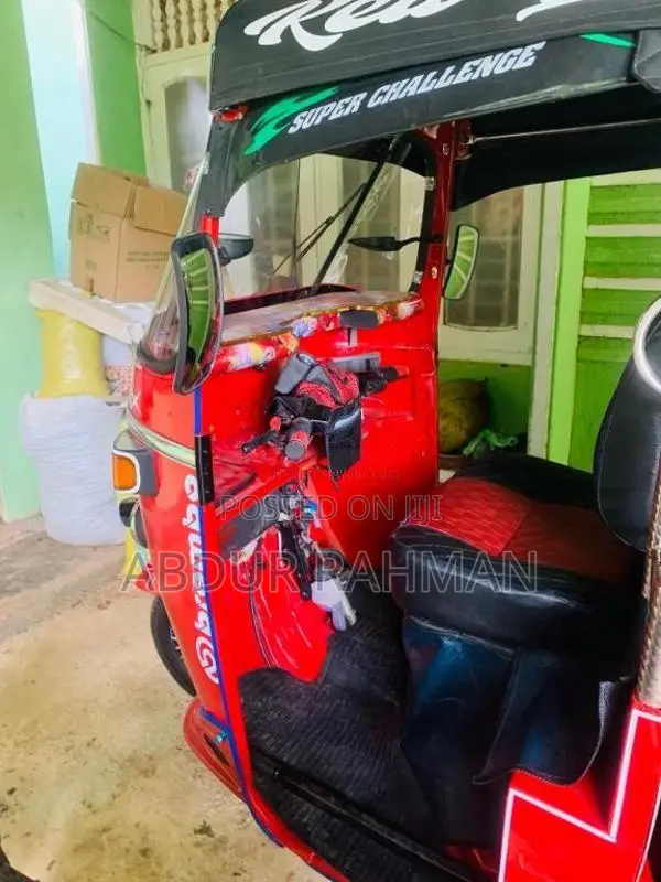 Bajaj RE 4 Stroke 2009 Three Wheel (Used)