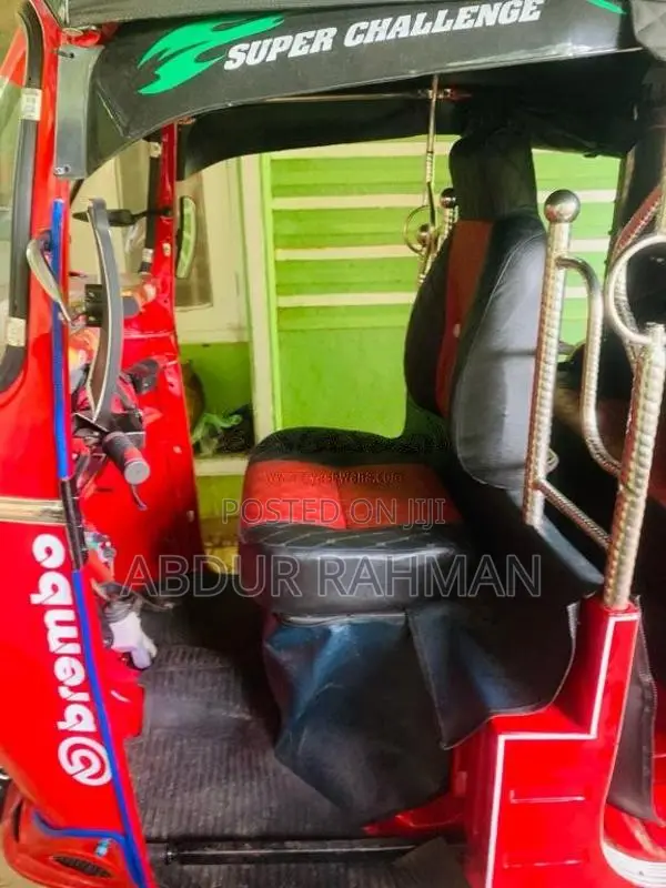 Bajaj RE 4 Stroke 2009 Three Wheel (Used)