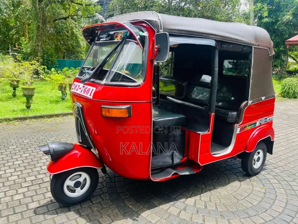 Bajaj RE 2 Stroke 1997 Three Wheel (Used)