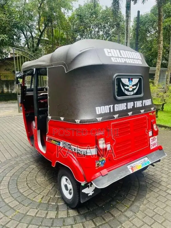 Bajaj RE 2 Stroke 1997 Three Wheel (Used)
