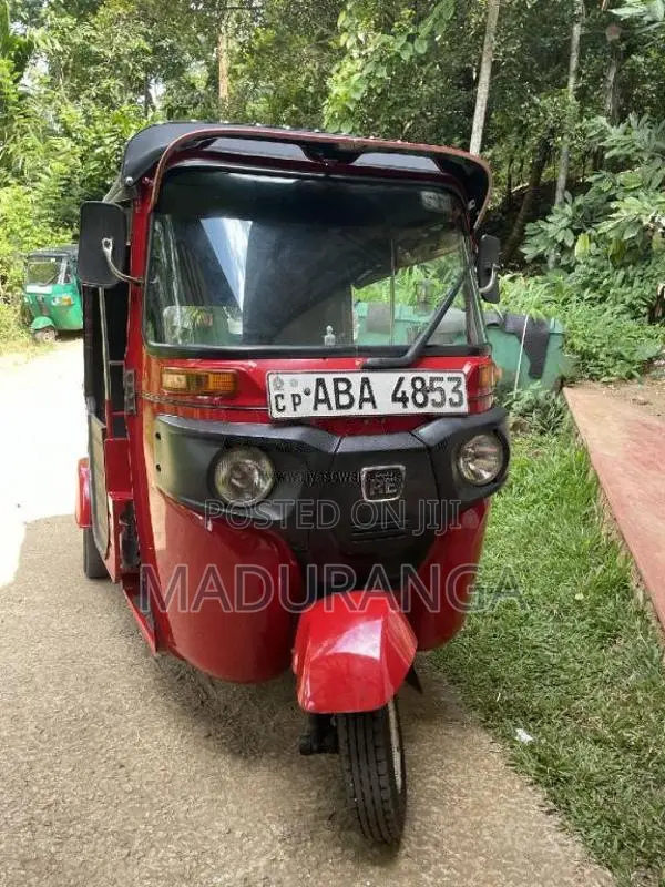 Bajaj RE 2015 Three Wheel (Used)