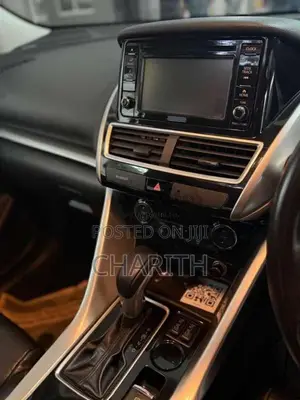 Mitsubishi Eclipse Cross HIGHLIGHTS SPEC 2018 SUV (Used)
